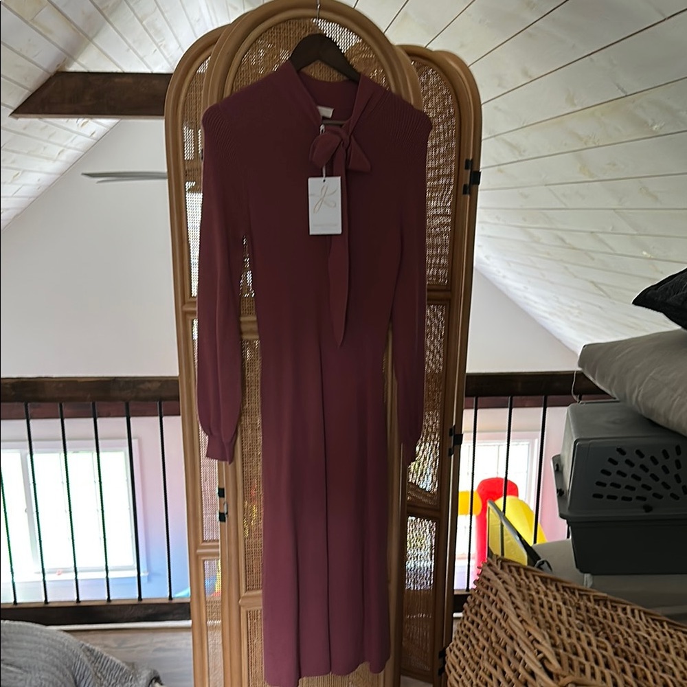 Gal Meets Glam Red Sheath Dress with Bishop Sleeves